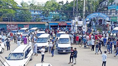 শ্রমিকদের অবরোধ, ৩ ঘণ্টা পর সিলেট-জকিগঞ্জ সড়কে যান চলাচল স্বাভাবিক