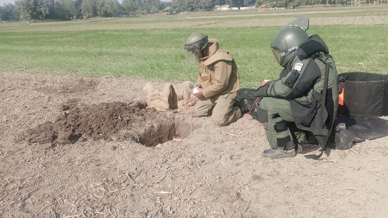 জাফলংয়ে সেই মর্টার শেল নিষ্ক্রিয় করল সেনাবাহিনী