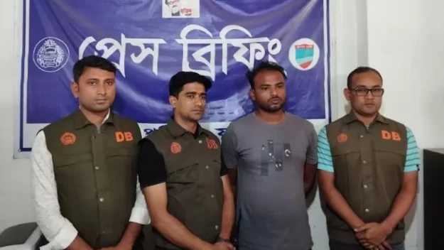 অন্তরঙ্গ ভিডিও নিয়ে প্রতারণা, স্ত্রীকে শ্বাসরোধে হত্যা