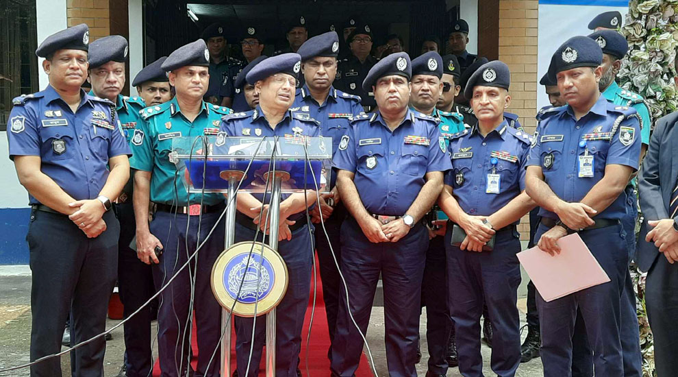 জঙ্গিরা পরিকল্পনা করার আগেই তা নষ্ট করে দেওয়া হচ্ছে : সিলেটে আইজিপি