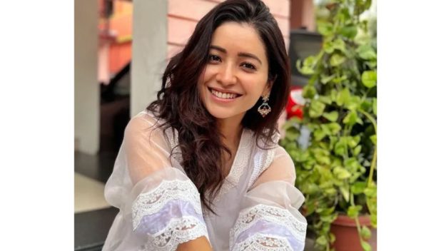 কাজ পেতে হলে বিছানায় যেতে হয়, বললেন অভিনেত্রী