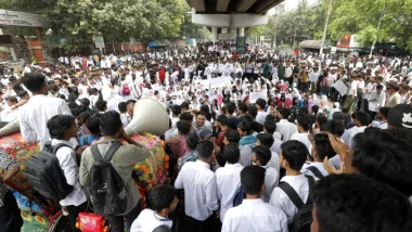 রোববার সারা দেশে মহাসমাবেশের ডাক কারিগরি শিক্ষার্থীদের