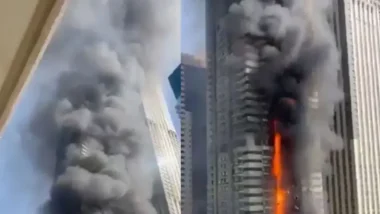 দুবাইয়ে ৬৭ তলা ভবনে ভয়াবহ আগুন