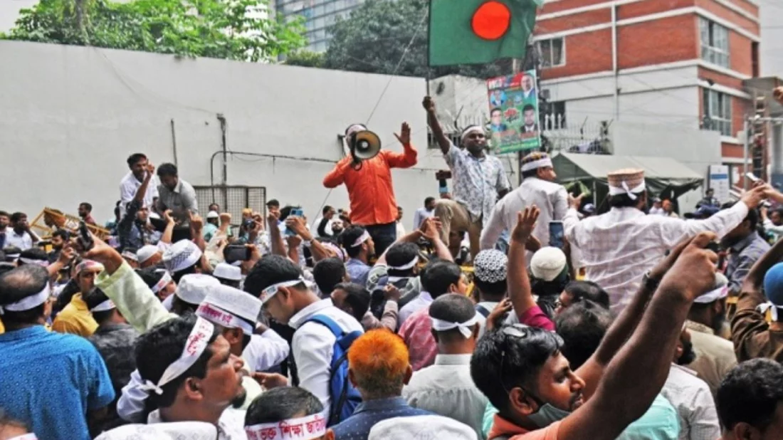 এমপিওভুক্ত শিক্ষকদের আজ থেকে কর্মবিরতি শুরু