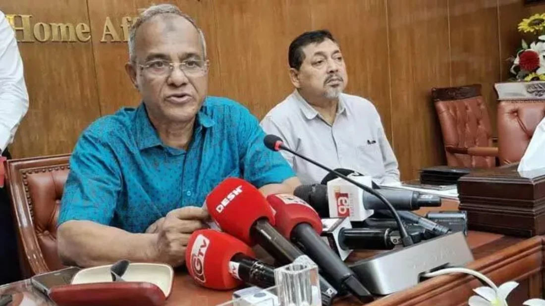 ‘আমার ছেলে-মেয়ে সবাই দেশে, আমি একা বিদেশ গিয়ে কি করবো’