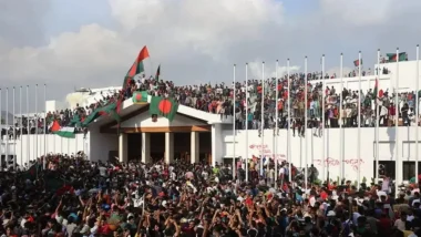 ৬ জুলাইযোদ্ধাকে উন্নত চিকিৎসার জন্য থাইল্যান্ডে পাঠাচ্ছে সরকার