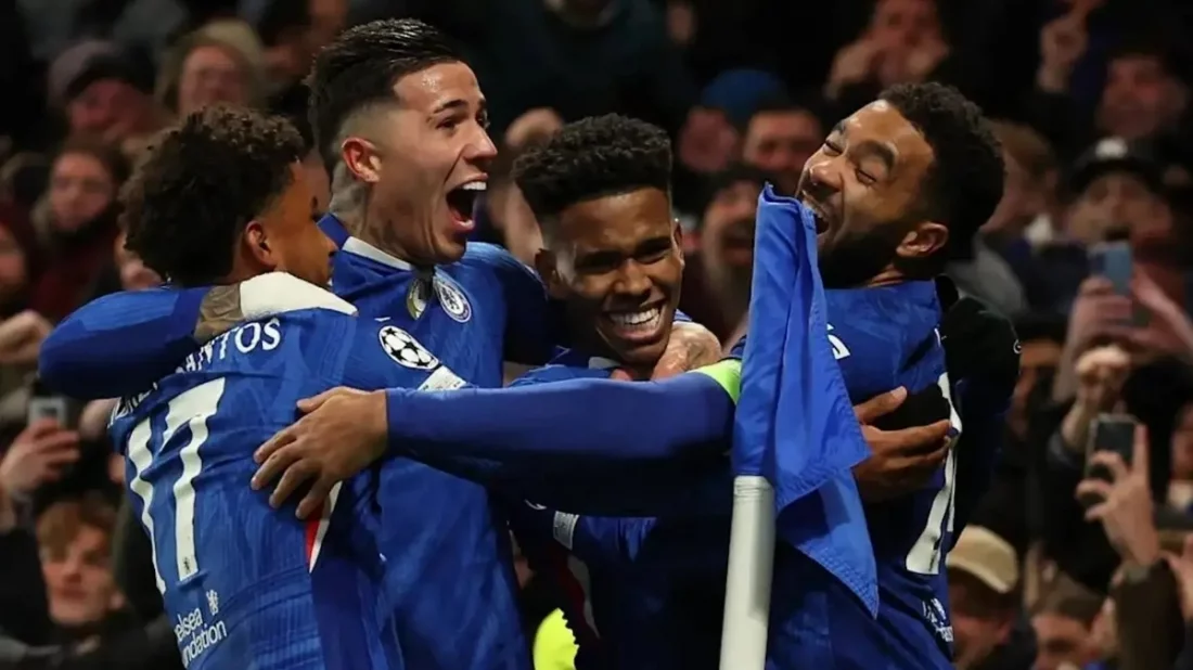 ১০ জনের বার্সেলোনাকে উড়িয়ে দিলো চেলসি