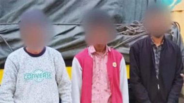 যে কারণে ৩ যুবক পাকড়াও