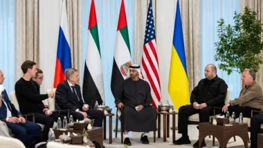 প্রথমবারের মতো ত্রিপক্ষীয় বৈঠকে ইউক্রেন, রাশিয়া ও যুক্তরাষ্ট্র