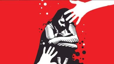 বিয়ে দিতে রাজি না হওয়ায় স্কুলছাত্রীকে তুলে নেওয়ার অভিযোগ