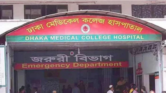 পল্লবীতে মুদি দোকানিকে গুলি, খিলক্ষেতে নির্মাণশ্রমিককে ছুরিকাঘাত