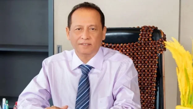 বিএনপির কাইয়ুমের নির্বাচনে বাধা নেই, নাহিদের রিট খারিজ