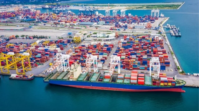 চট্টগ্রাম বন্দরের ১৫ কর্মচারীর সম্পদ তদন্ত ও দেশত্যাগে নিষেধাজ্ঞা জারির অনুরোধ