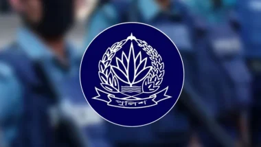 সুনামগঞ্জে আদালত চলাকালে দুই পুলিশ সদস্যের বিরুদ্ধে ঘুষ নেওয়ার অভিযোগ