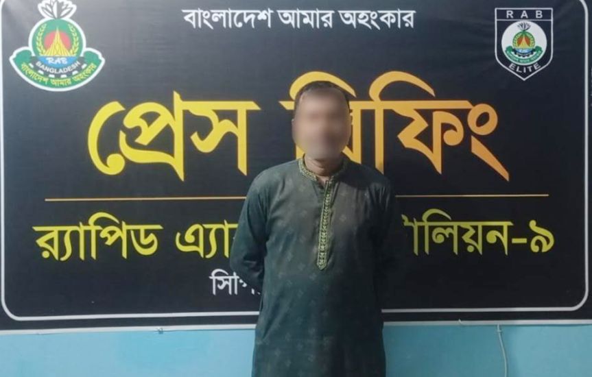 আকলিমা হত্যা মামলায় কামরুজ্জামান পাকড়াও