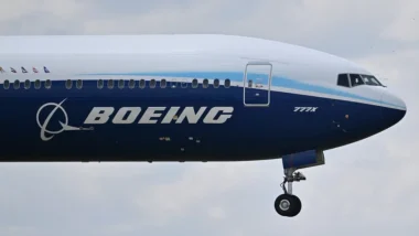 এপ্রিল মাসেই বোয়িং থেকে ১৪টি উড়োজাহাজ কিনছে সরকার