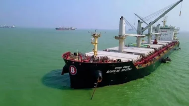 হরমুজ প্রণালিতে বাংলাদেশি জাহাজ আটকে রাখা হবে না