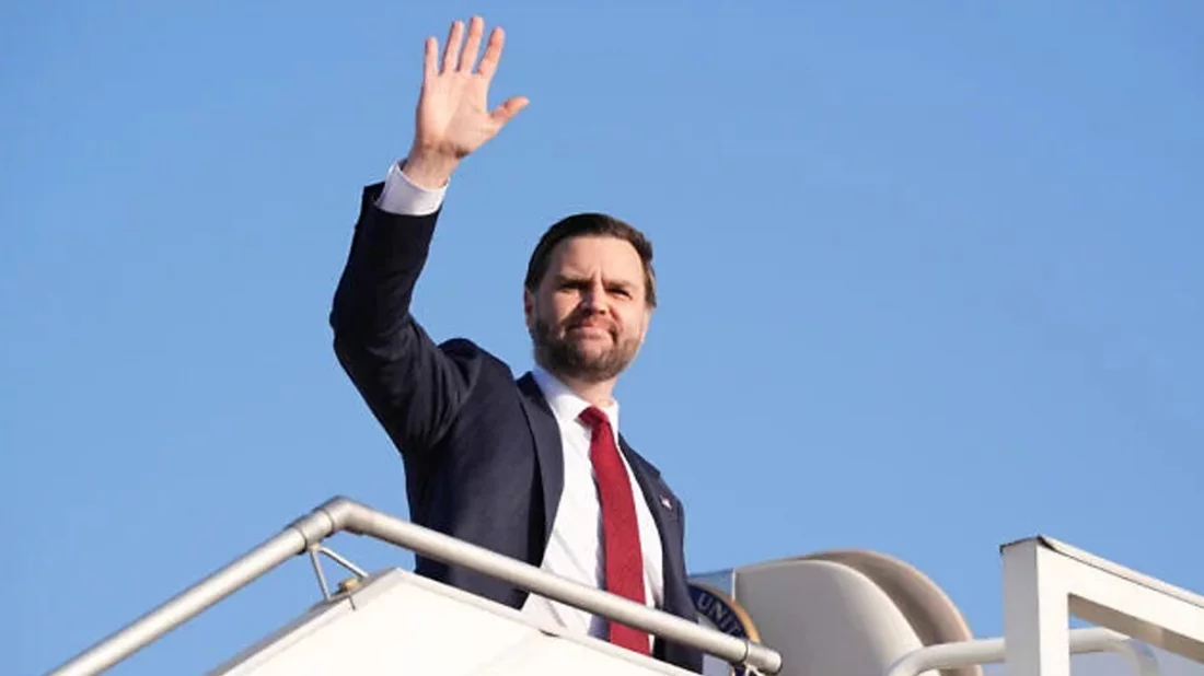 আলোচনা ব্যর্থ ঘোষণার পরেই পাকিস্তান ছাড়লেন ভ্যান্স