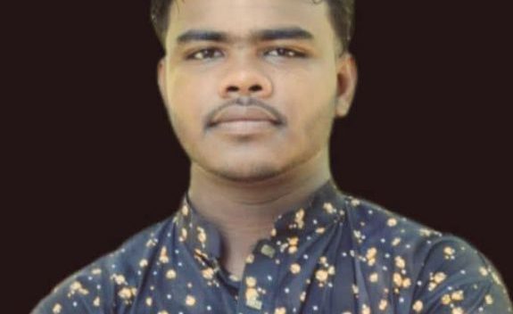 বড়লেখায় কাভার্ড ভ্যানের ধাক্কায় থেমে গেল যুবকের জীবন, চালকসহ দুজন গ্রেপ্তার