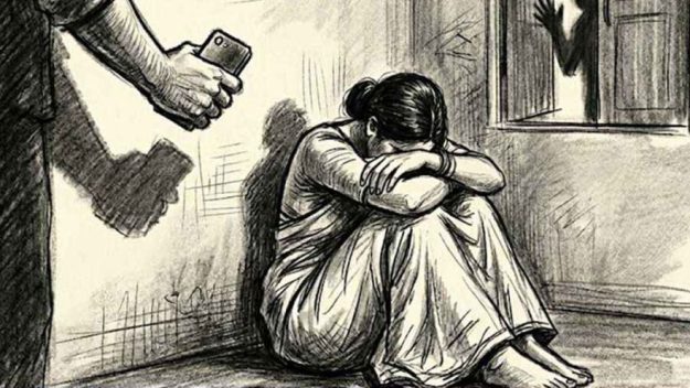 চতুর্থ শ্রেণির ছাত্রীকে ধর্ষণ, মামলা