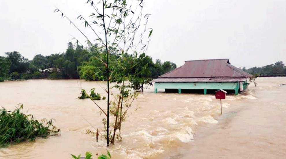পাহাড়ি ঢলে জৈন্তাপুরে বাড়ছে পানি, প্রস্তুত ৪৮ আশ্রয়কেন্দ্র