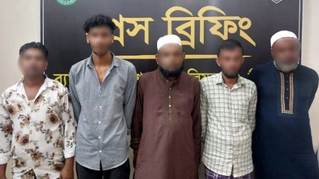 হত্যা করে পলাতক ছিলেন তারা, সিলেট র‌্যাব ধরলো ৫জনকে